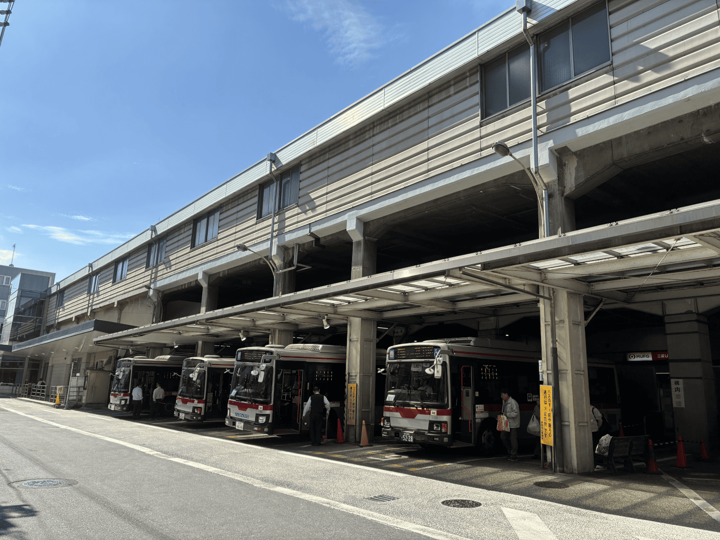 綱島駅 バスのりば